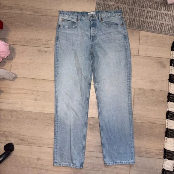 Zara Straight Leg Light Wash Jeans - Picture 2 of 6